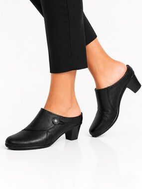 Michael M Maryport Academia Clog Mule Heels Womens 7M Black Leather Comfort